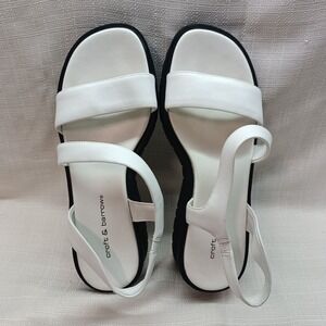 Croft & Barrow St Catherine Sandals Womens 7.5M White Leather Casual BTS04322-10